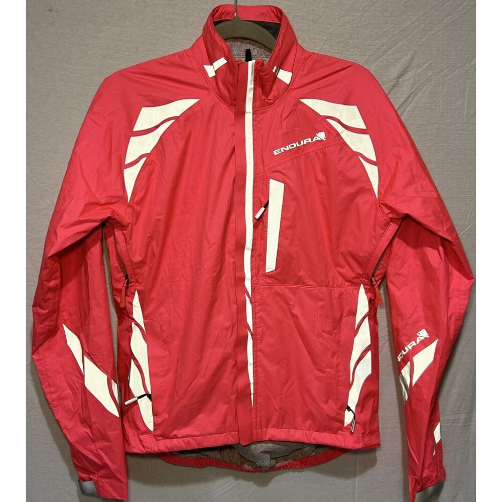 Endura women’s Luminate II Jacket Size Medium. Pink Reflective Biking Running